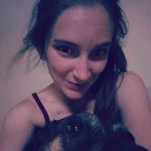 Meet your Posher, Allyssa